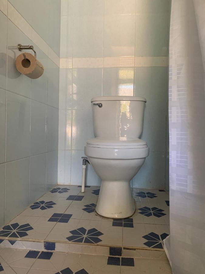 Hotel El Chirris Tzanjay San Juan La Laguna Esterno foto